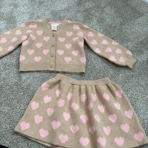 Cynthia Rowley 2 piece set Sweater and Skirt size 4T girls Tan with Pink Hearts